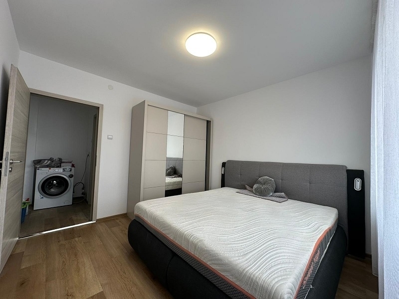 Apartament 3 camere -Cantemir-