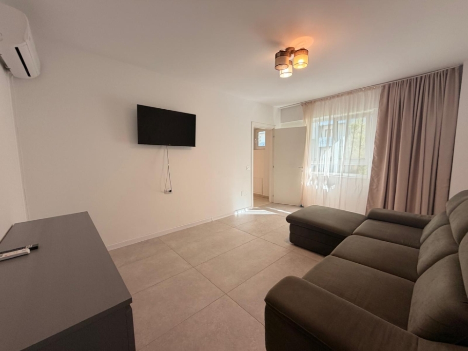 2 camere Decomandat - Liber- Pacurari - Contemporan- 110000 euro — imagine 5