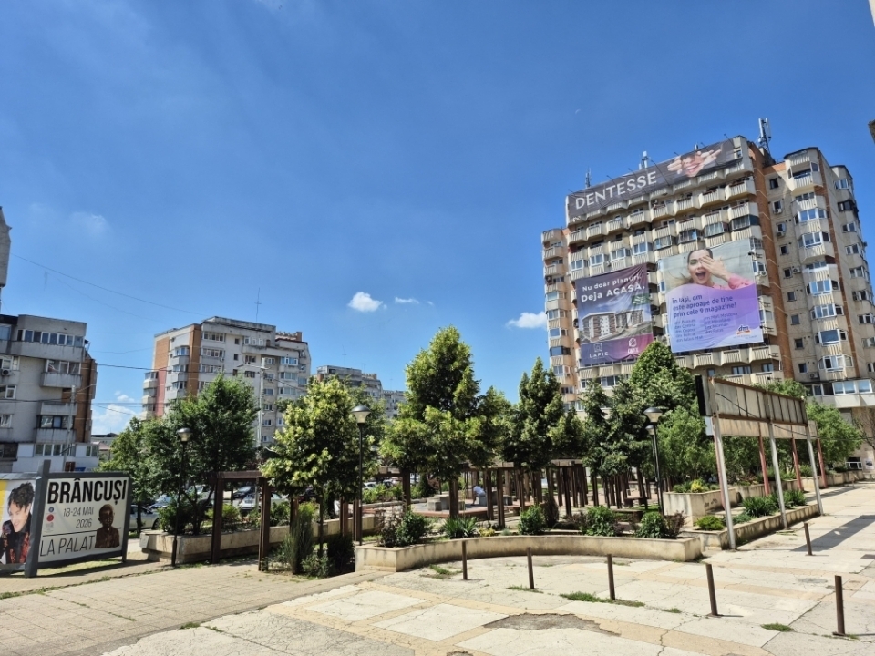 3 Camere Decomandat - Zona Pacurari Esplanada Mimoza - orientare dubla — imagine 2