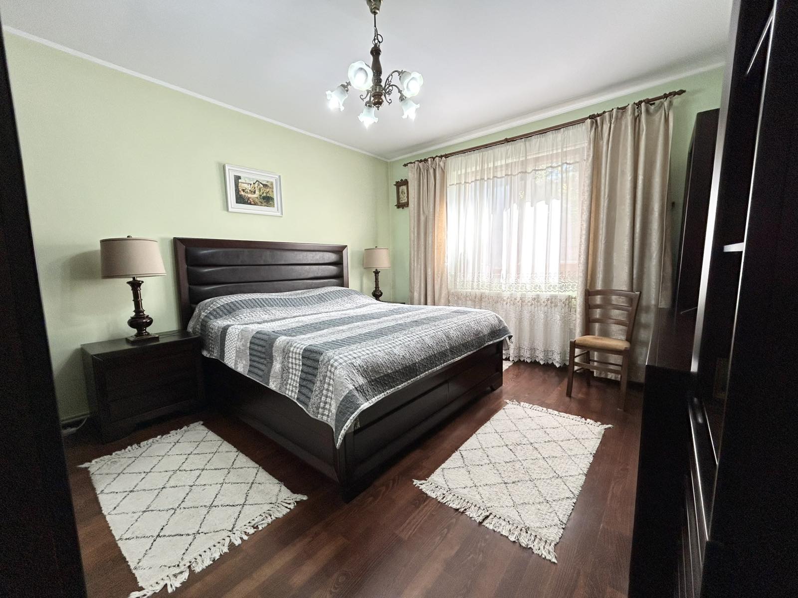 Vila de lux 310 mp construiti, cu piscina 40mp, Bucium Iasi, 1500mp teren, garaj foisor livada — imagine 28