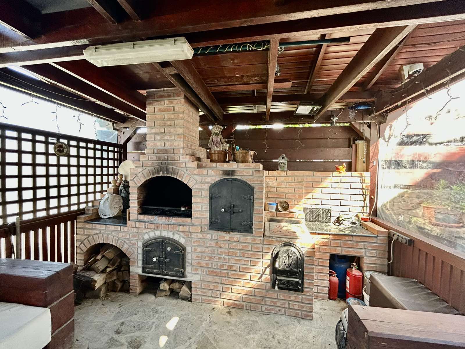 Vila de lux 310 mp construiti, cu piscina 40mp, Bucium Iasi, 1500mp teren, garaj foisor livada — imagine 14