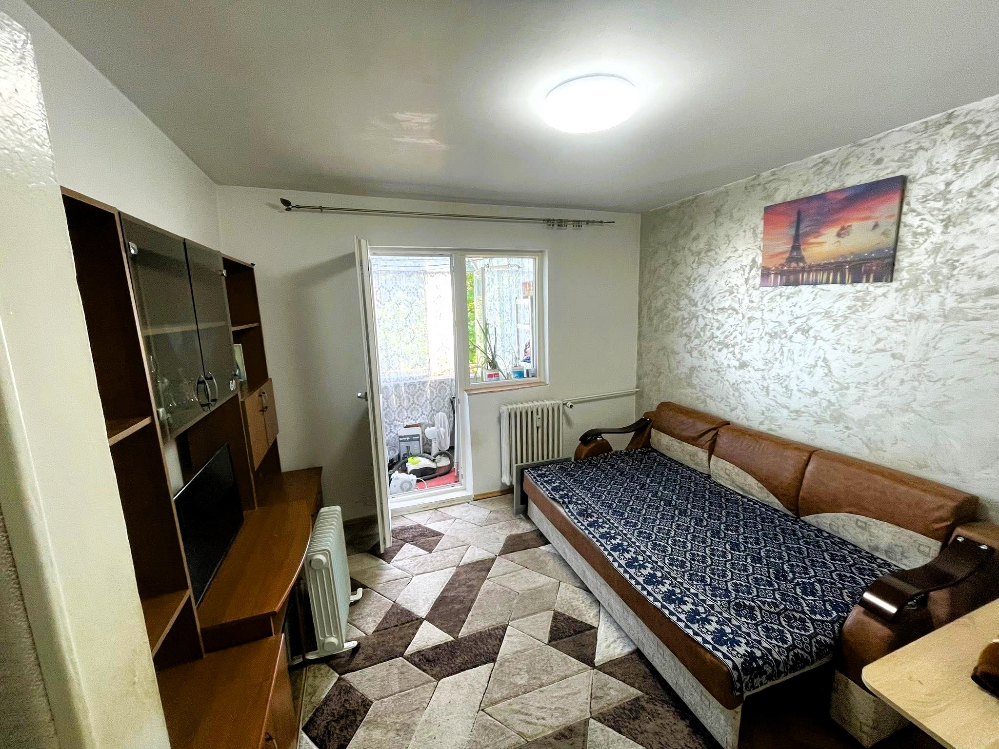 Tatarasi-Liceul Cuza-2 Camere Decomandat-bloc fara risc