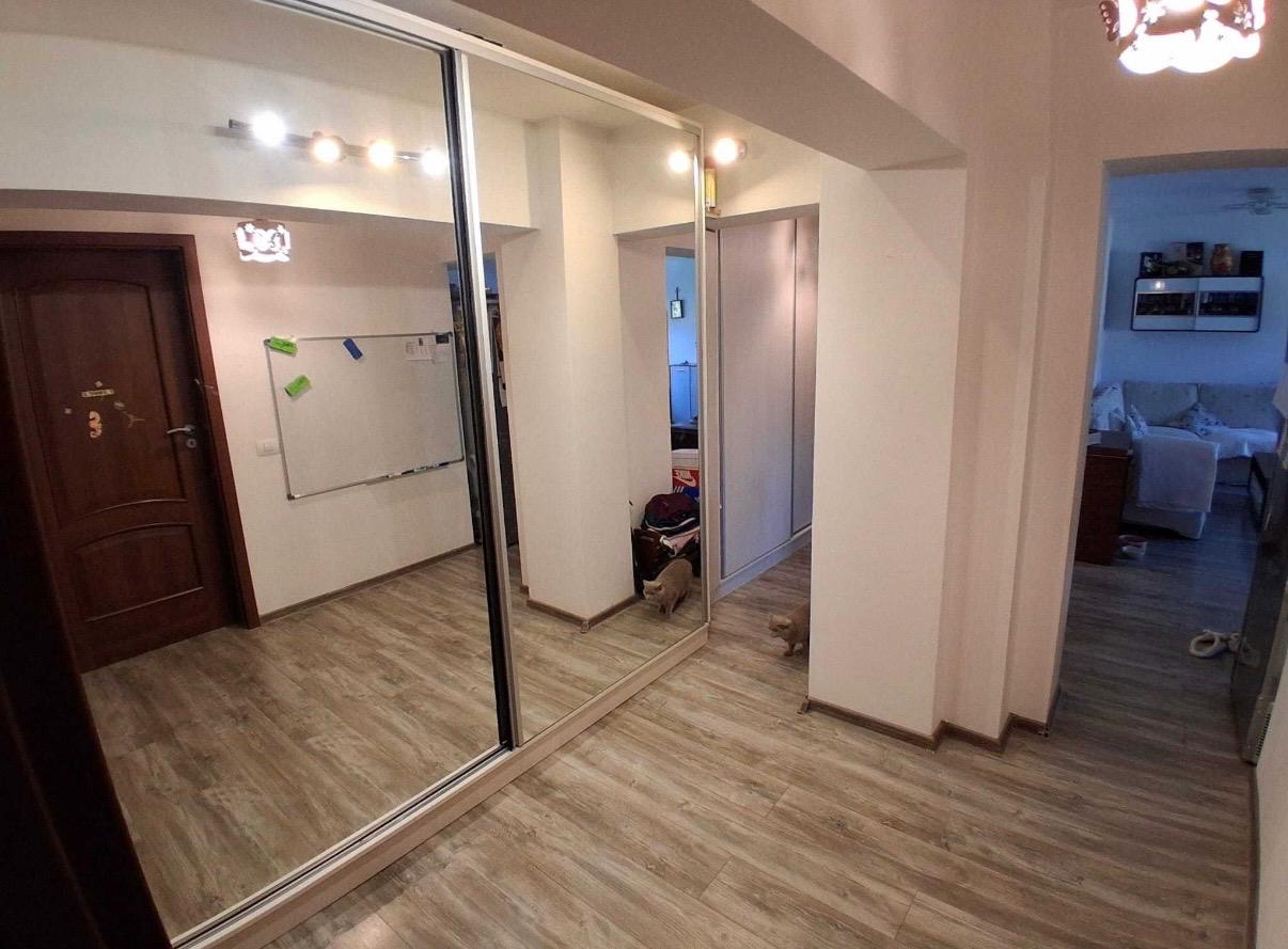 3 Camere Pacurari - Etaj intermediar - Zona Medlife / Lukoil - Statii CTP la 200m - Decomandat